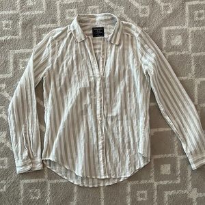 Abercrombie & Fitch Button Front Top
